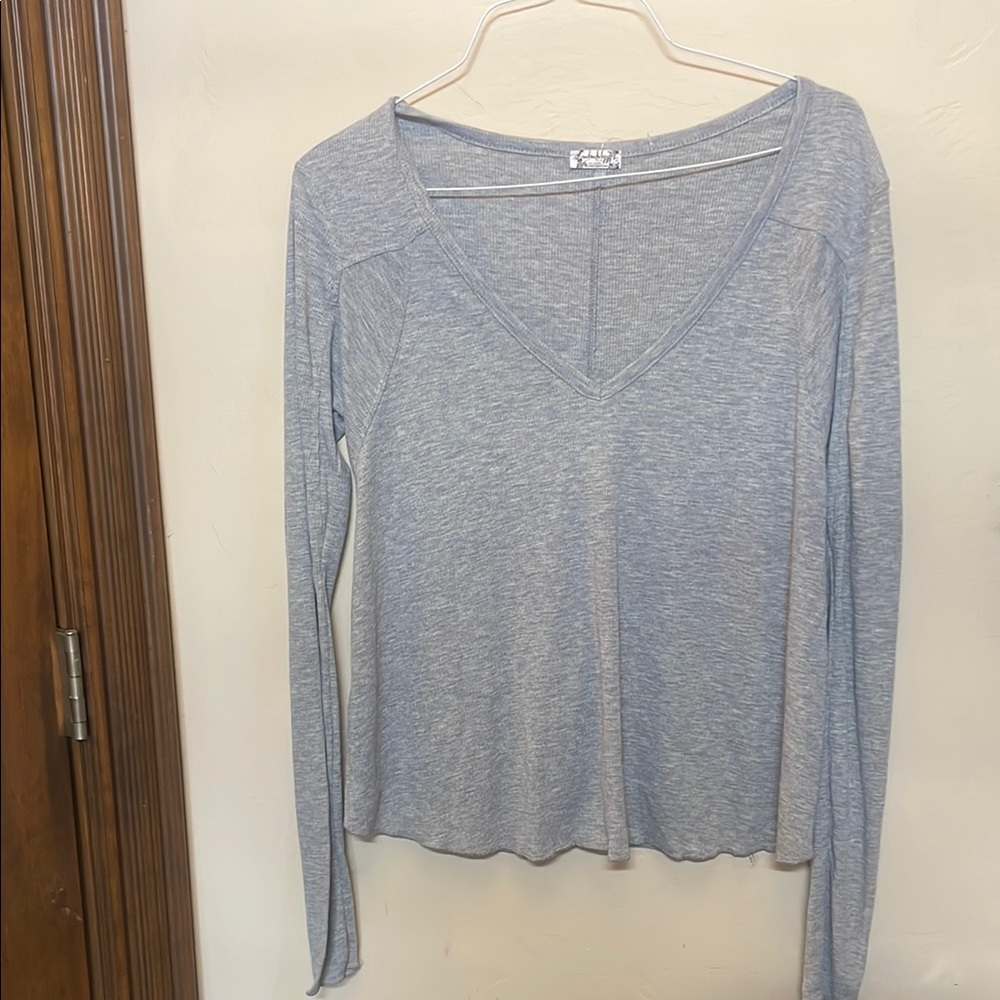 Free People Oversized Ribbed gray LongSleeve top! Size Small